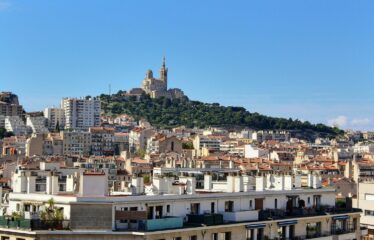 Cantini T2 terrasse vue imprenable sur tout Marseille