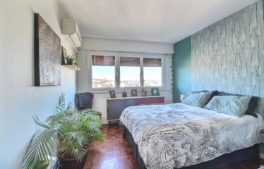 Cantini T2 terrasse vue imprenable sur tout Marseille