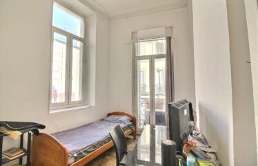 Marseille République /panier T2 immeuble ancien