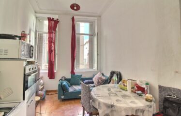 Marseille République /panier T2 immeuble ancien